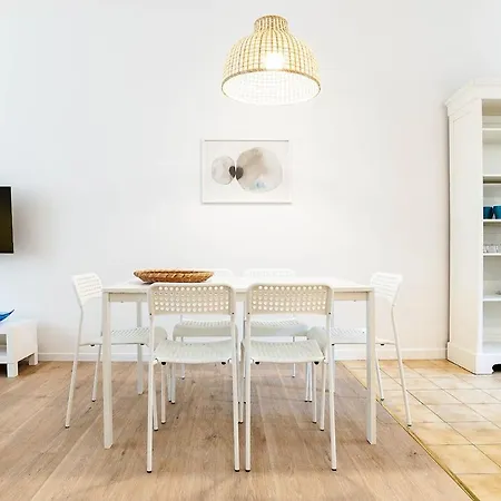 Casa Elegante Nel Cuore Di Con Terrazza 公寓