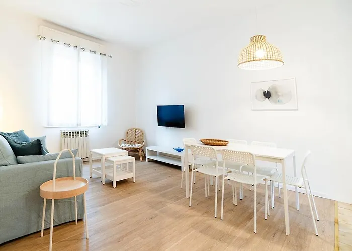 Casa Elegante Nel Cuore Di Con Terrazza Apartamento